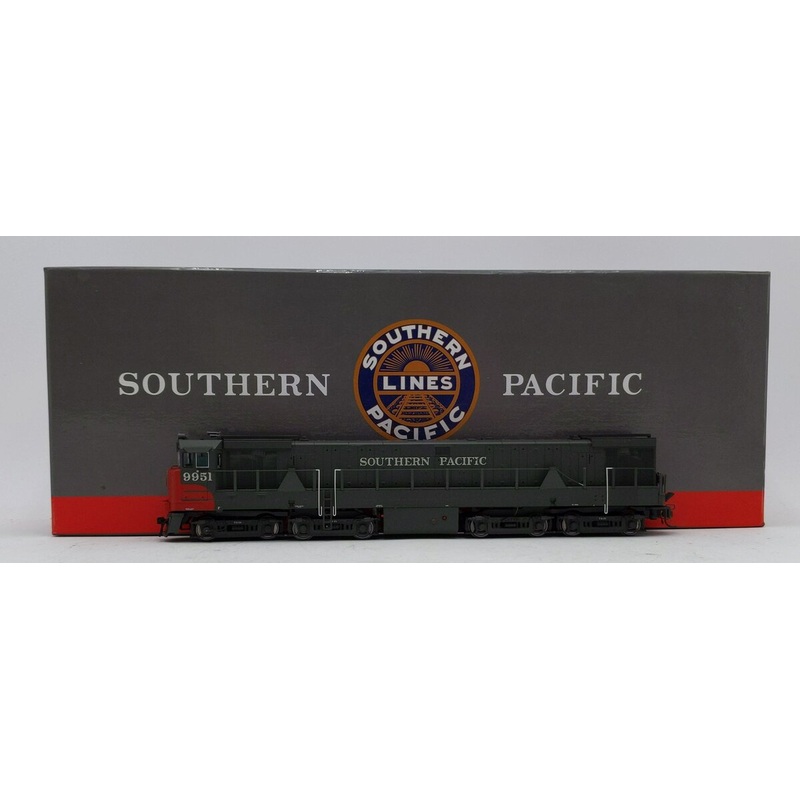 Athearn 88679 HO Scale Southern Pacific U50 Diesel Locomotive #9951 VG/Box