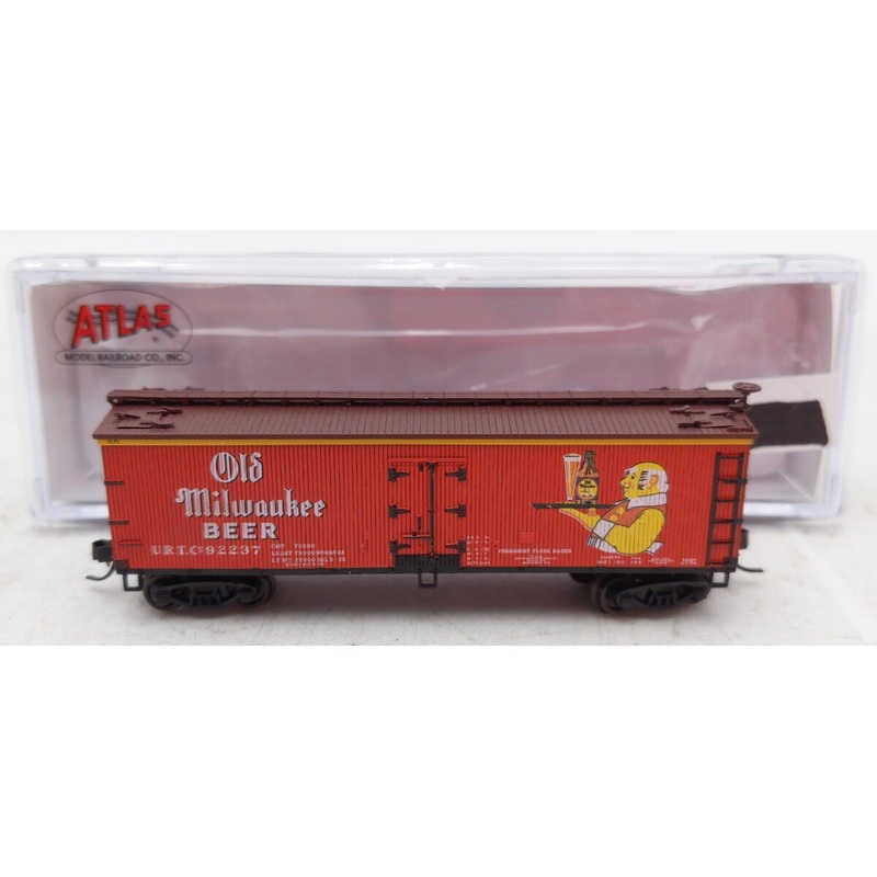 Atlas 50005627 N Old Milwaukee 40′ Wood Reefer #92237 LN/Box