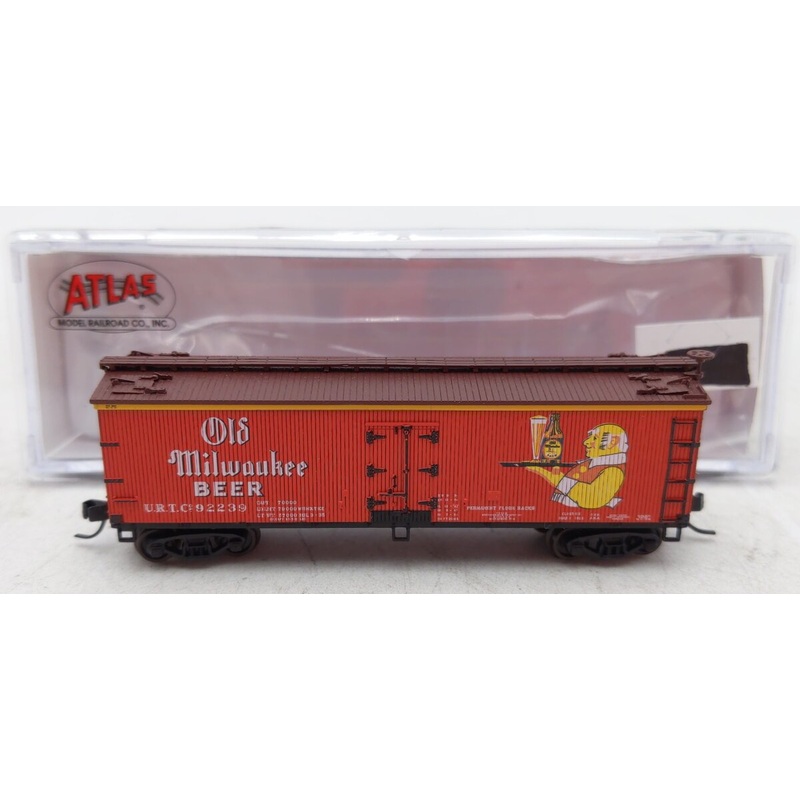 Atlas 50005628 N Old Milwaukee 40′ Wood Reefer #92239 LN/Box
