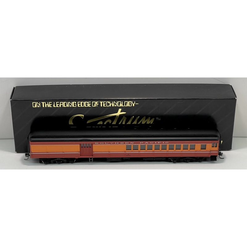 Bachmann 89131 HO Southern Pacific Daylight Combine Car #3050 MT/Box