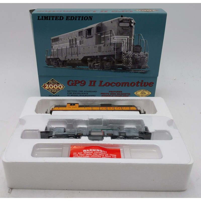 Proto 2000 23623 HO Scale Union Pacific GP9 Diesel Locomotive #284 MT/Box