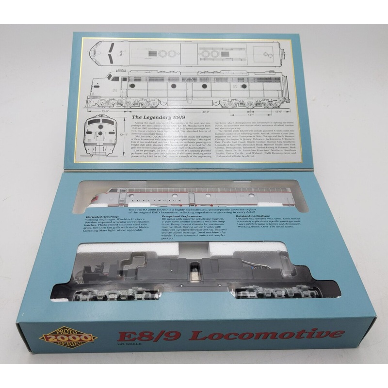 Proto 2000 8045 CB&Q E8/9 Diesel Locomotive #9942A MT/Box