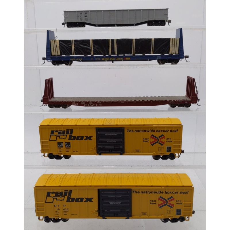 HO Scale Assorted Freight Cars [5] EX