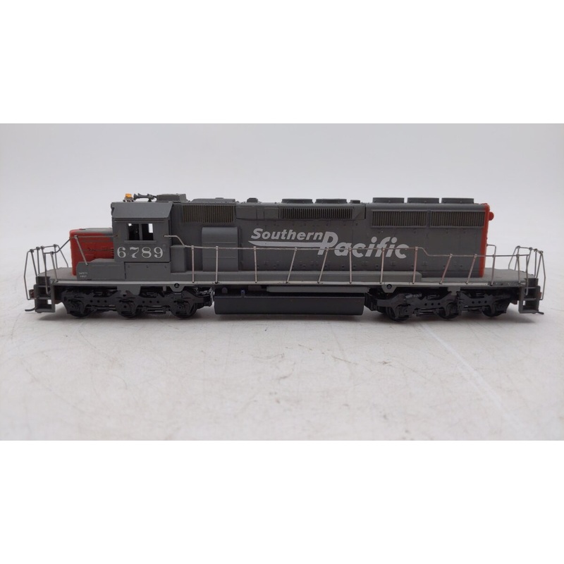 HO Scale Custom Southern Pacific Diesel Locomotive #6789 EX