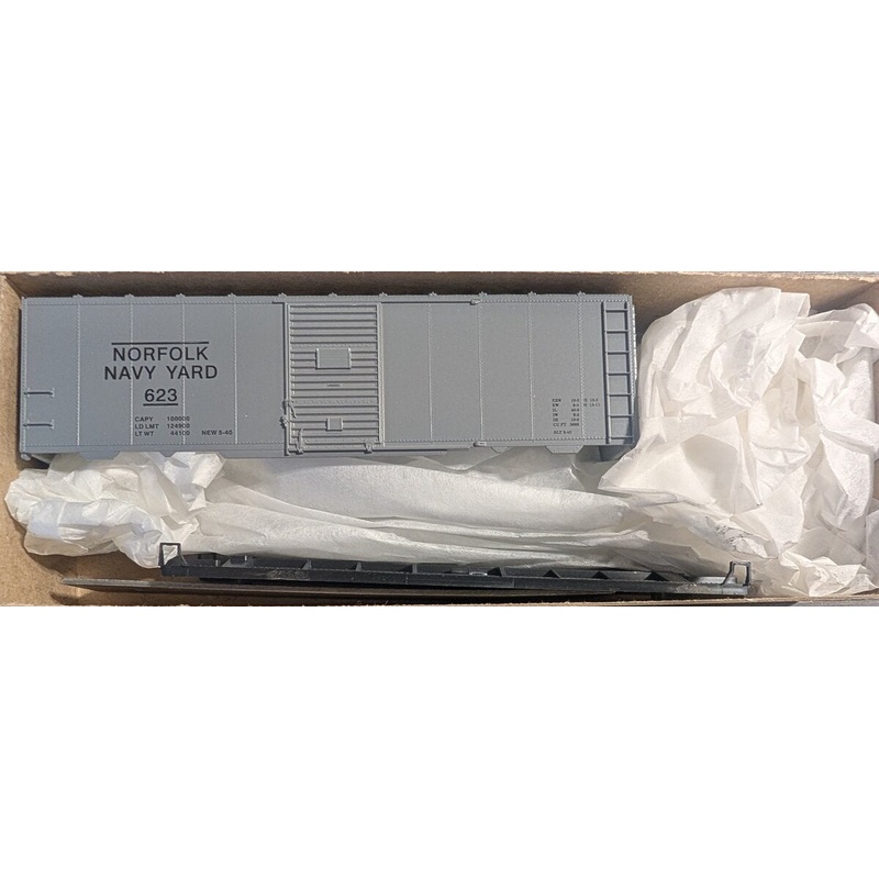 Roundhouse 10607 HO Scale Norfolk Navy Yard 40′ AAR Boxcar #623 Kit
