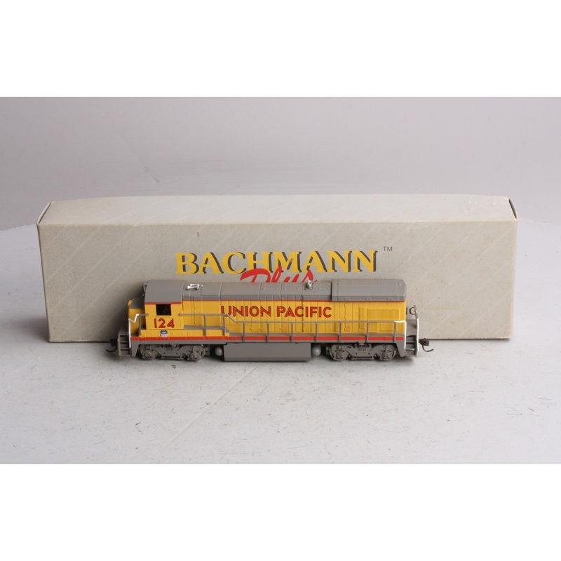 Bachmann 31102 HO Union Pacific B23-7 Diesel-Powered Locomotive #124 LN/Box
