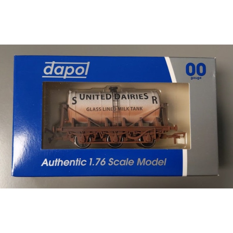 Dapol 4F-031-002 OO Gauge Weathred SR United Dairies Tank Car LN/Box