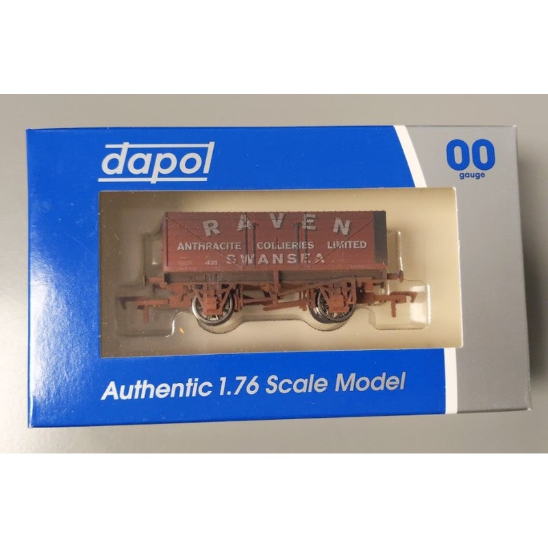 Dapol 4F-071-105 OO Gauge Weathered Raven 7 Plank Hopper Car #421 LN/Box