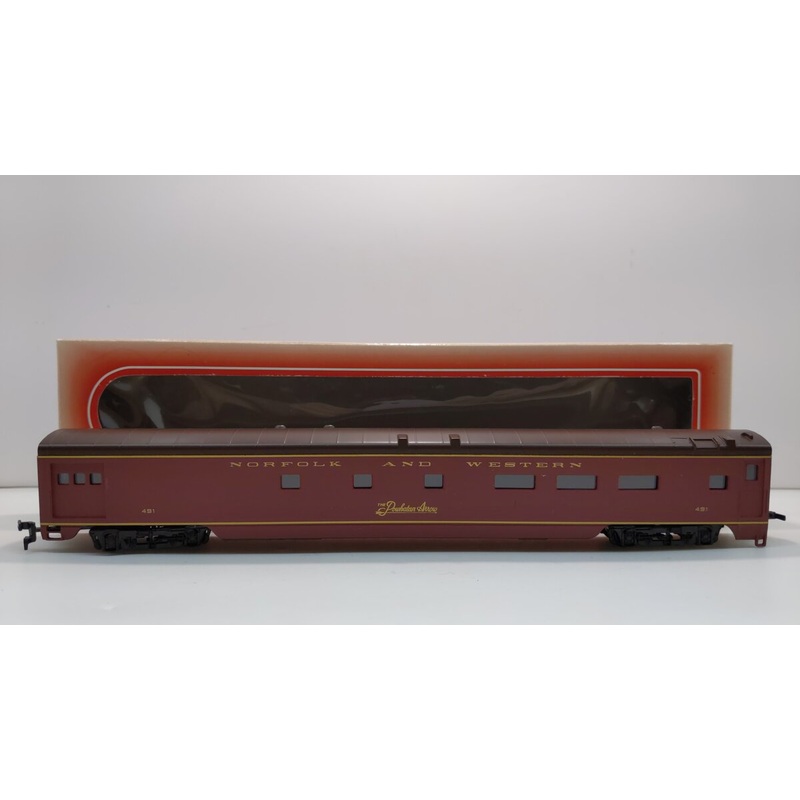 IHC 48174 HO Scale Norfolk & Western Smooth Side Combine #491 EX/Box