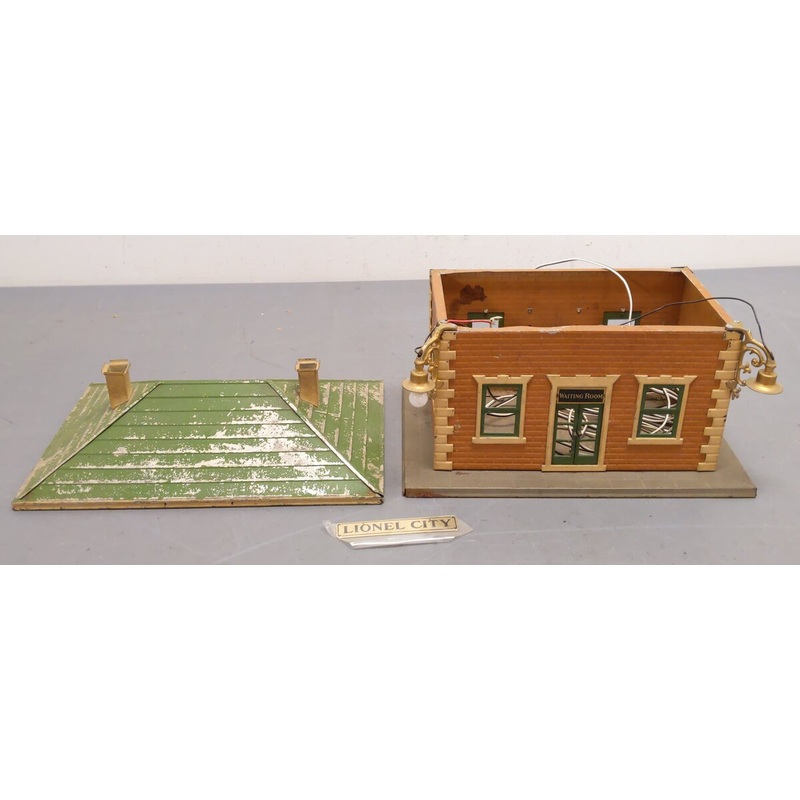 Lionel 122 Vintage O Illuminated Railroad Station VG