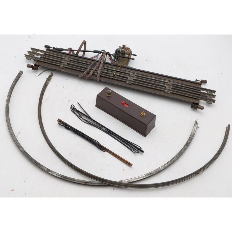 Lionel 375 Vintage O Motorized Turntable/Box