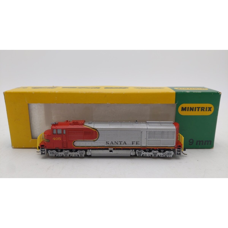 Minitrix 2012 N Scale AT&SF GE U-30C Diesel Locomotive #405 EX/Box