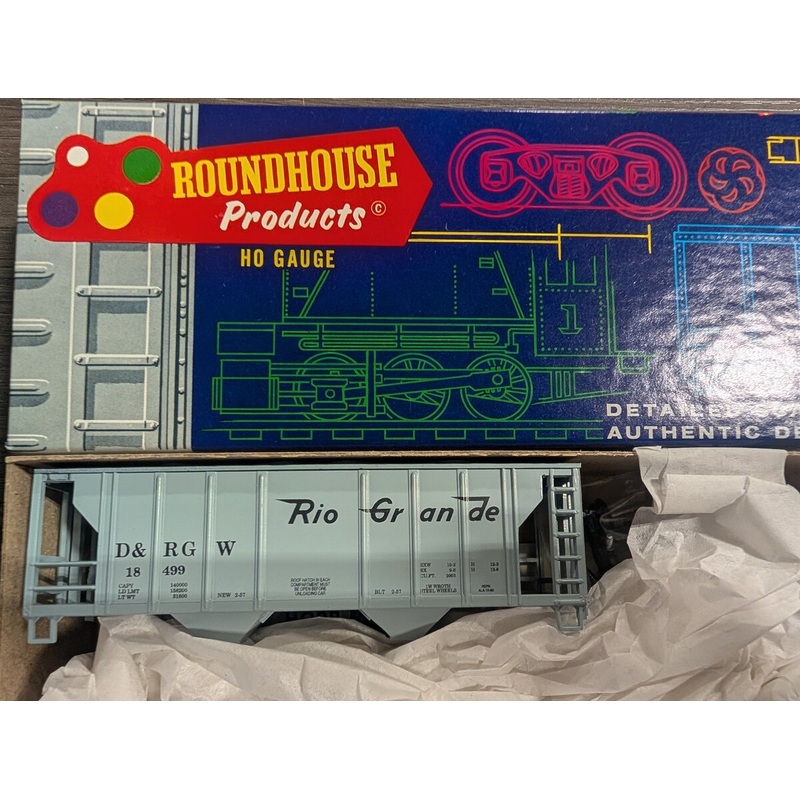 Roundhouse 3233 HO Scale D&R.G.W Covered Hopper Car #18499 Kit
