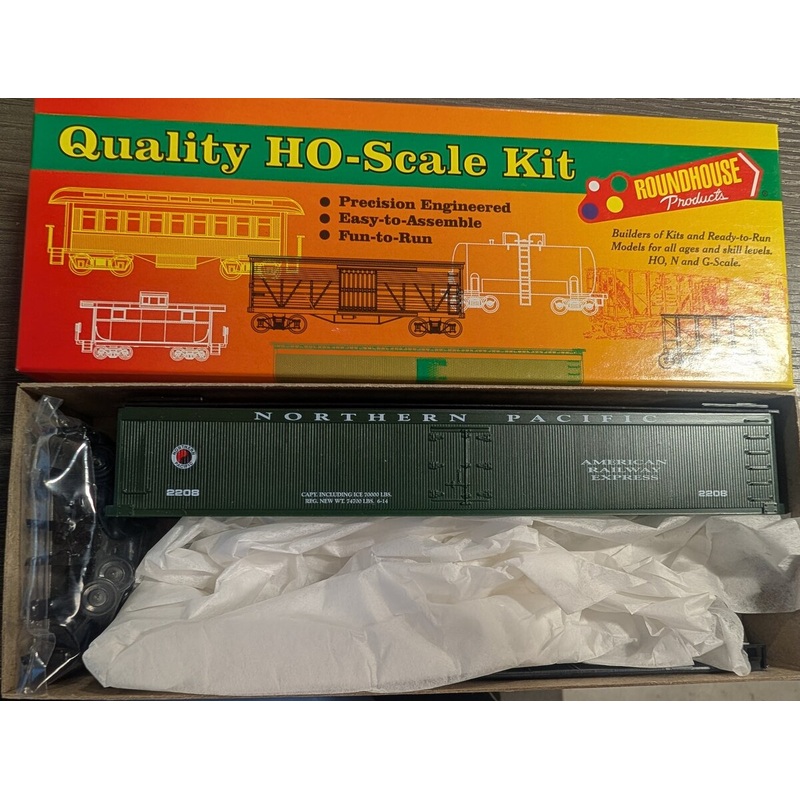 Roundhouse 3601 HO Scale Northern Pacific 50′ Express Reefer #2208 Kit