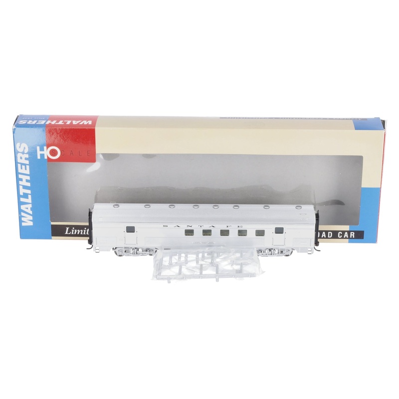 Walthers 932-9730 HO Santa Fe El Capitan 63′ Budd Railway Post Office Car EX/Box