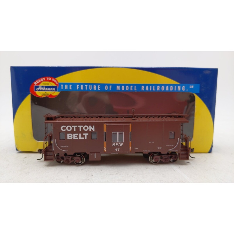 Athearn 74698 HO Scale Cotton Belt Bay Window Caboose #47 EX/Box