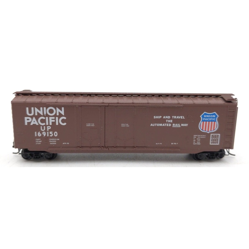 Micro-Trains 03600030 N Union Pacific 50′ Double Plug Door Boxcar #169150 LN
