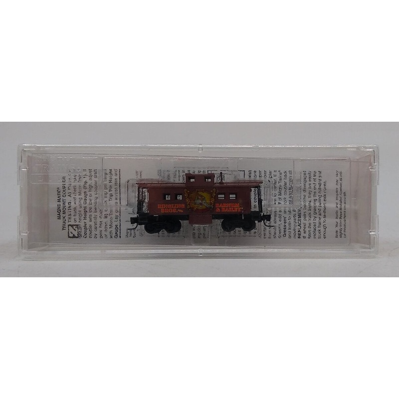 Micro-Trains 53500280 Z Ringling Bros./Barnum & Bailey Center Cupola Caboose LN/Box