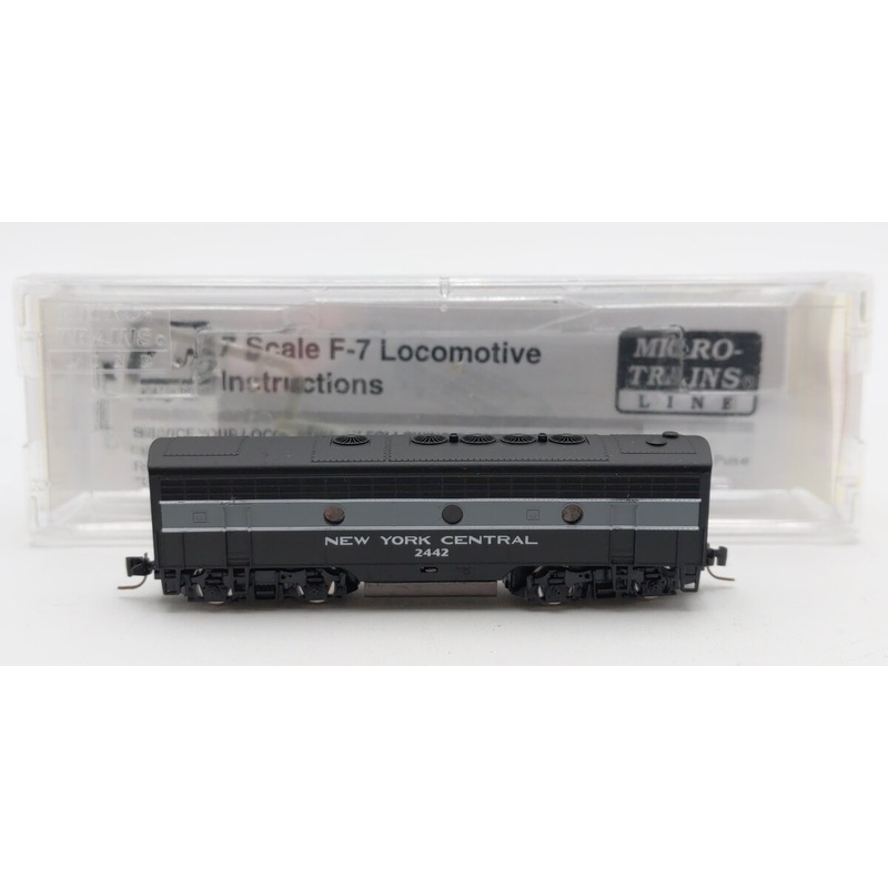 Micro-Trains 98002030 Z New York Central EMD F7A – Standard DC #2442 EX/Box