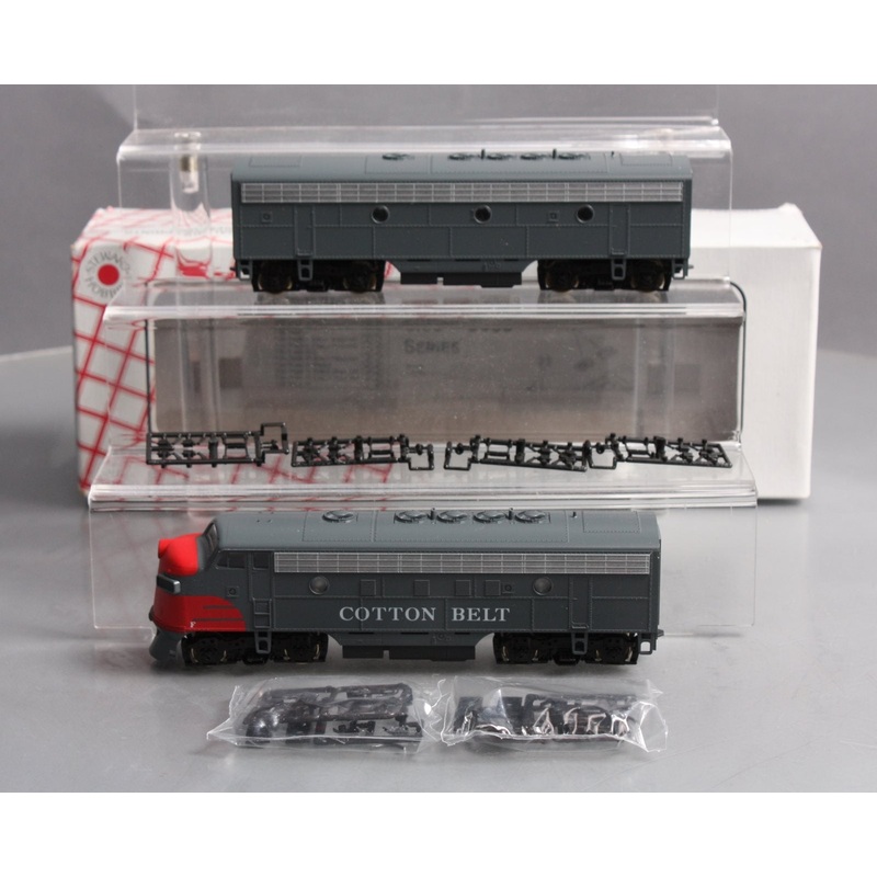 Stewart 5712 HO Cotton Belt Diesel EMD F7 A/B Phase I-Late Diesel Locomotive Set LN/Box