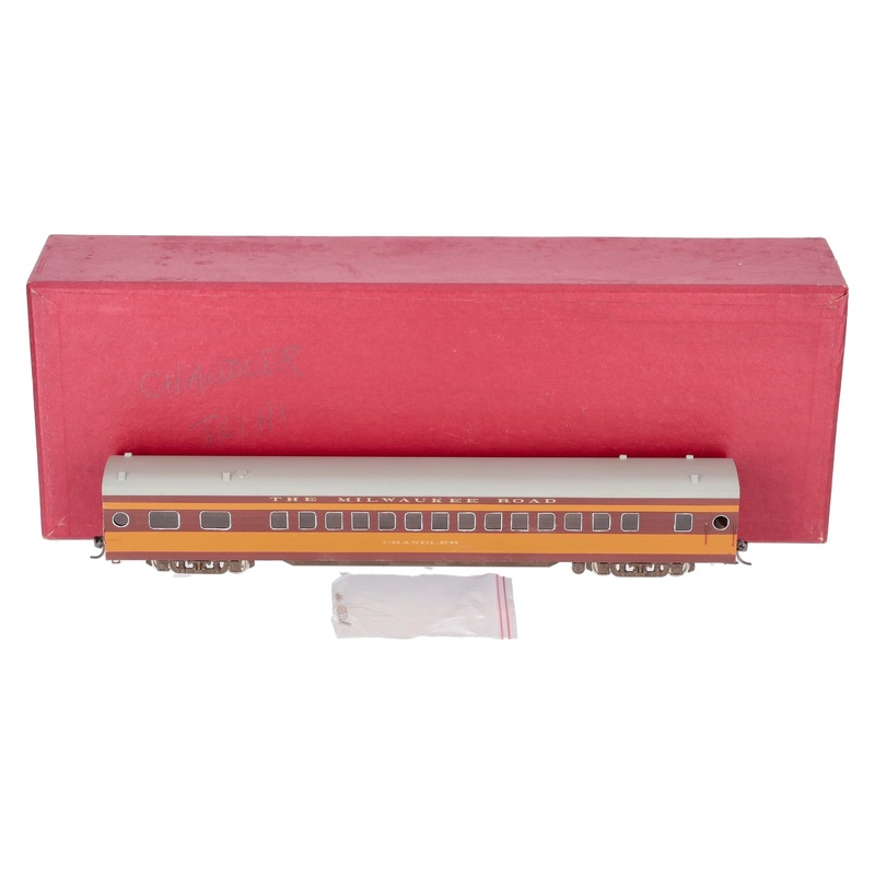 Palace Car Co HO BRASS Milwaukee Road 1942 Version Parlor Car – Painted LN/Box