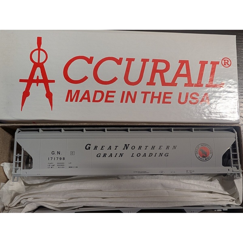 Accurail 2080 HO Great Northern ACF 3-Bay Center Flow Car #171798 Kit