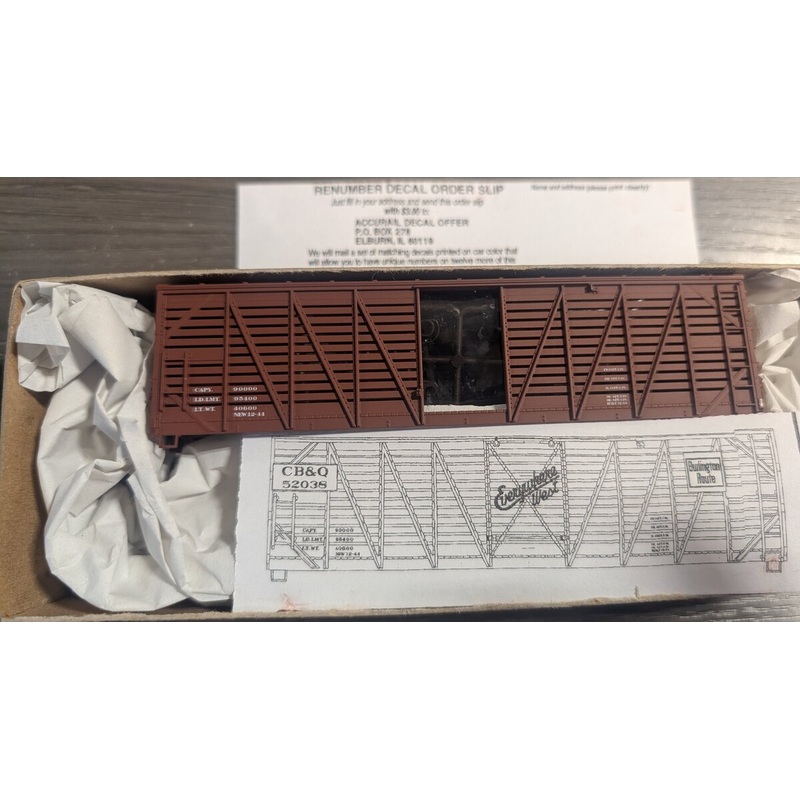 Accurail 4723 HO Scale CB&Q 40′ Wood Stock Car #52038 Kit