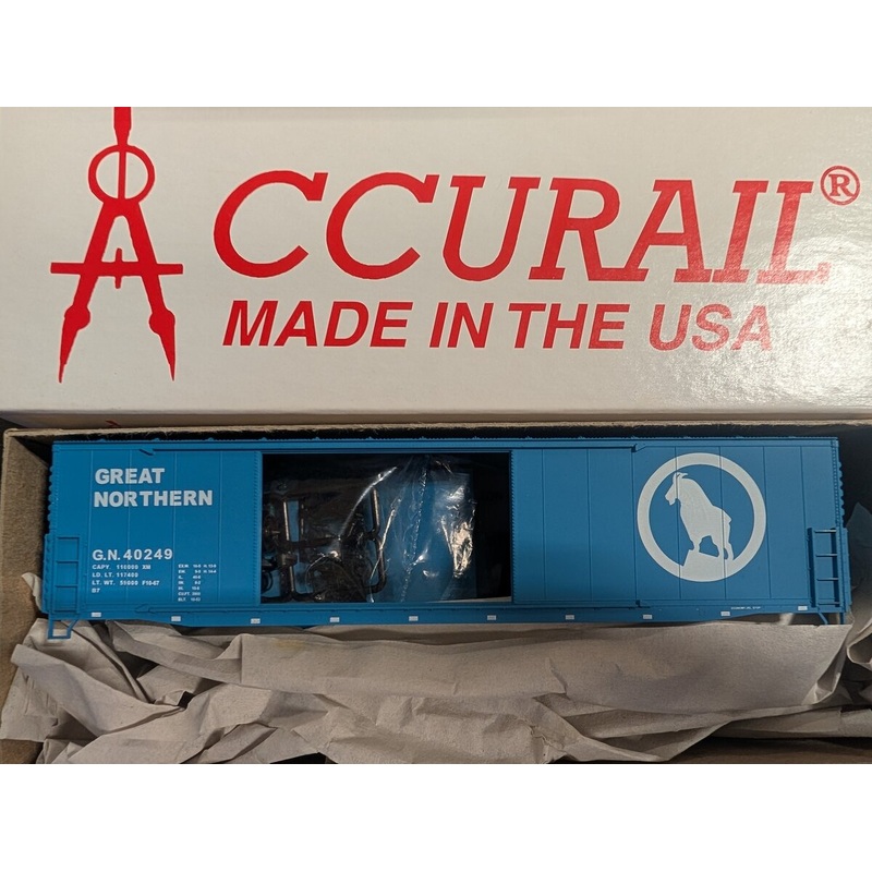 Accurail 5910 HO G.N. 50′ Welded Double Door Boxcar #40249 Kit