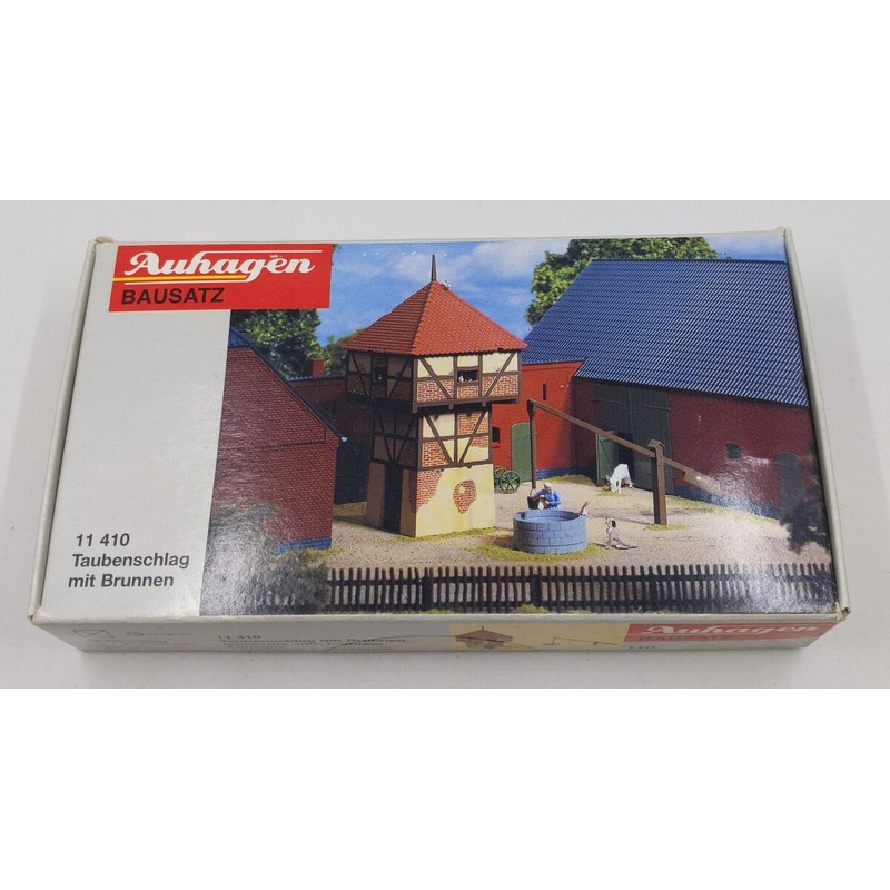Auhagen 11410 HO Scale Dovecote with Fountain Plastic Model Building Kit