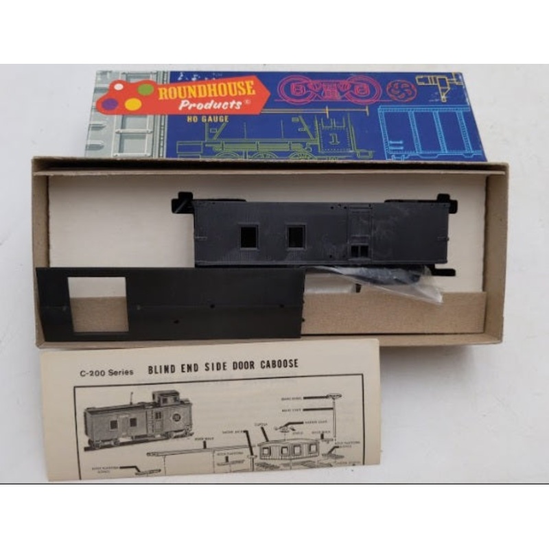 Roundhouse 3420 HO Gauge Old Timer Caboose Unlettered Kit