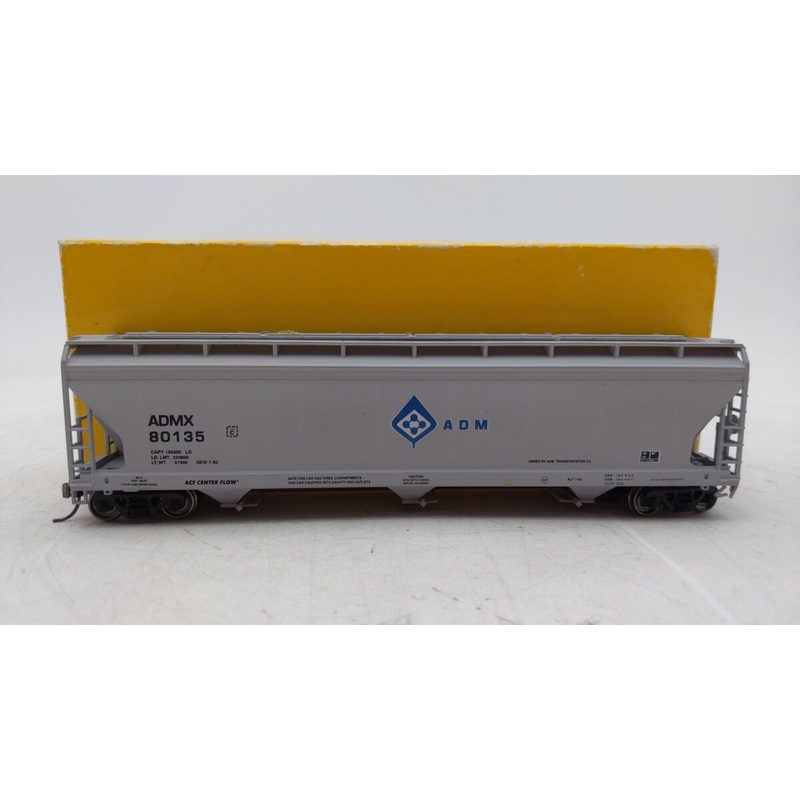 Accurail 3338 HO Scale ADM ACF 3 Bay Covered Hopper #80135 EX/Box