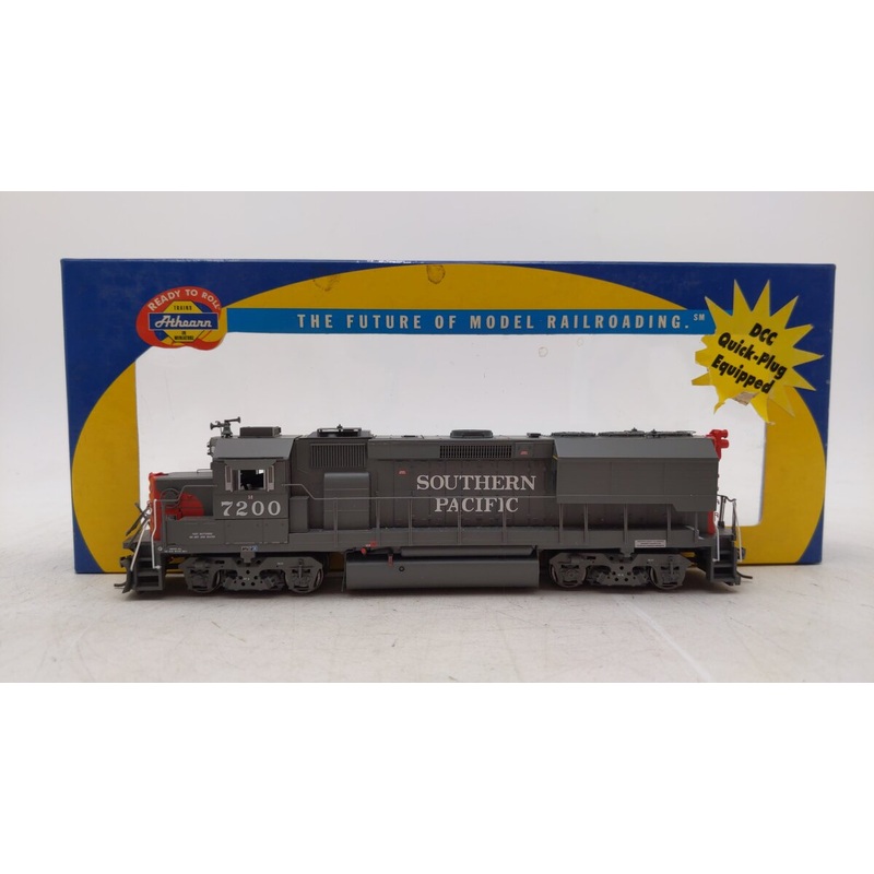 Athearn 94719 HO Southern Pacific GP40X Diesel Locomotive w/Elephant Ears #7200 EX/Box