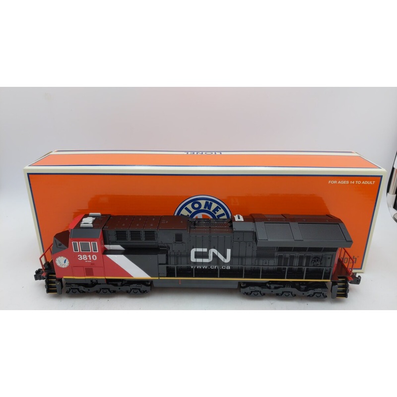 Lionel 2334050 O CN LionChief Plus 2.0 ET44ac Diesel Locomotive #3810 EX/Box
