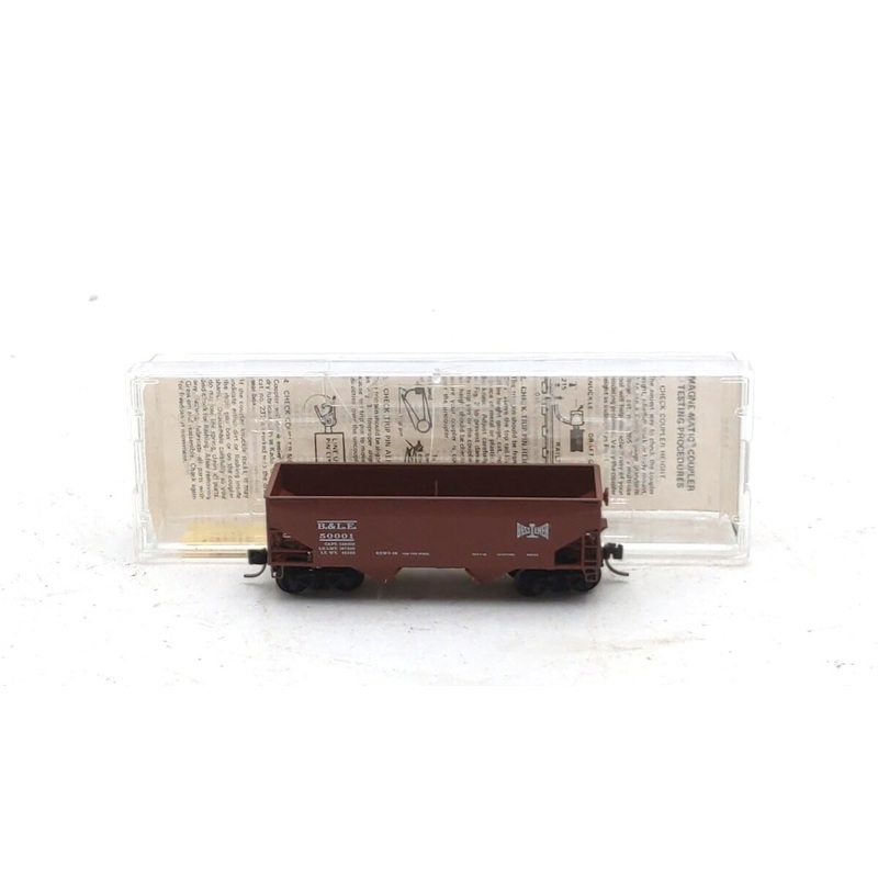 Micro-Trains 05500290 N Scale B 33′ Offset Side Twin Bay Hopper #50001 LN/Box
