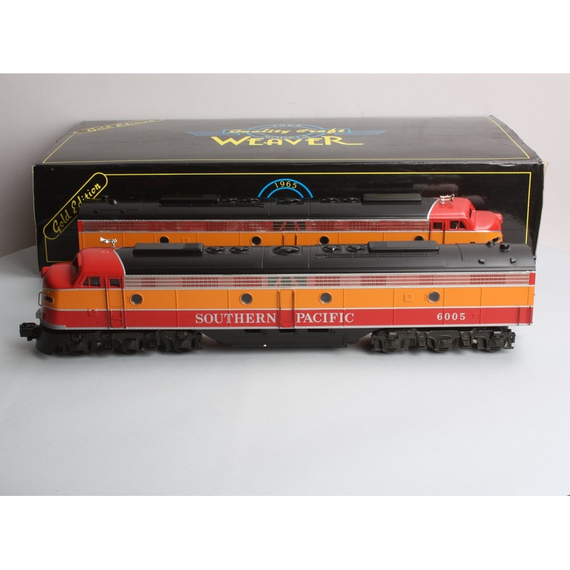 Weaver O SP Daylight EMD E-8 AA Diesel Locomotives #6005/6004 (3 Rail) EX/Box