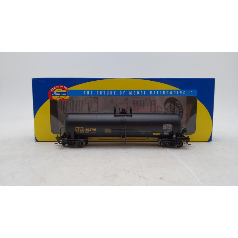 Athearn 73922 HO RTR RTC 20,900 Gallon Acid Tank, UTLX/Black #802791 EX/Box