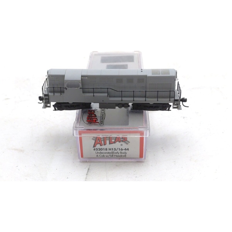 Atlas 52018 N Scale Undecorated H16-44 Diesel Locomotive w/Sill Handrail LN/Box