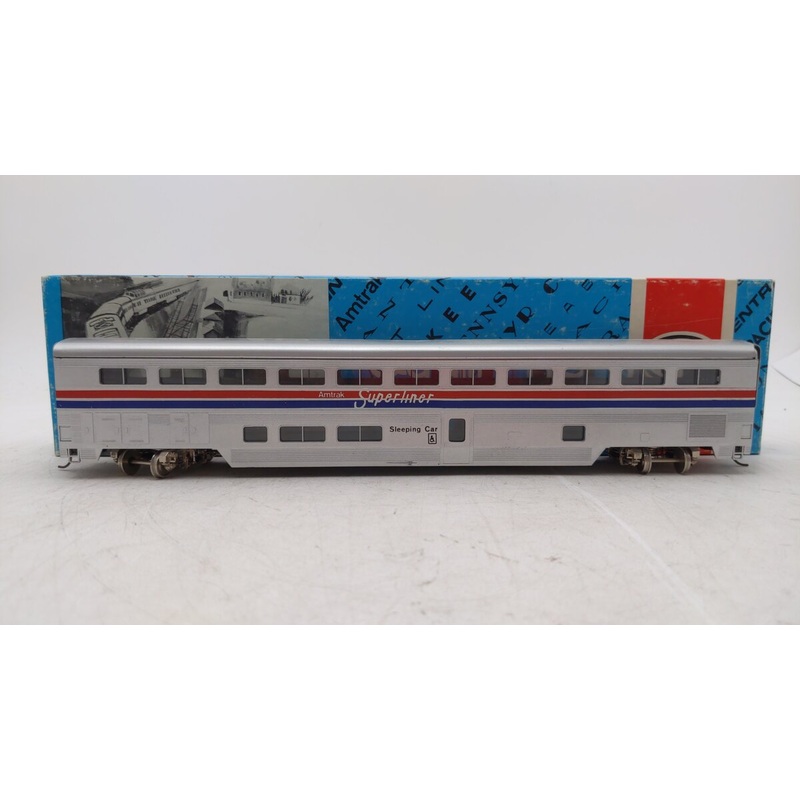 Con-Cor 831 HO Amtrak 85′ Streamlined Superliner Phase II Sleeper Car Kit EX/Box