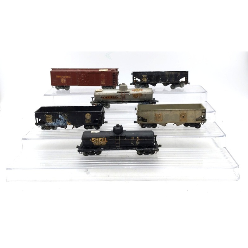 Lionel Vintage HO Scale Assorted Customized Freight Cars [6]