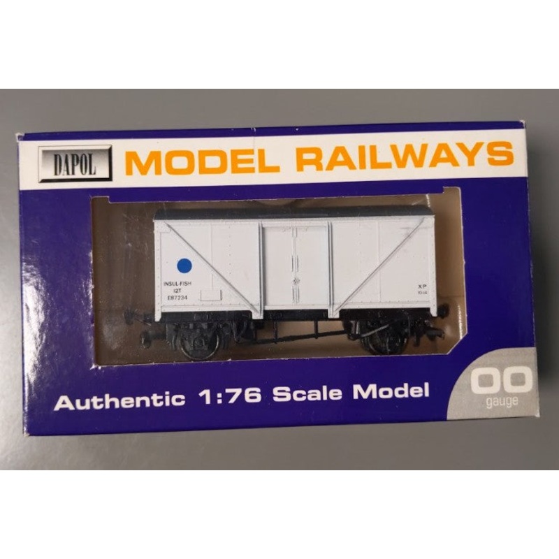 Dapol B507 OO Gauge Blue Spot Insulated fish Van #E87234 LN/Box
