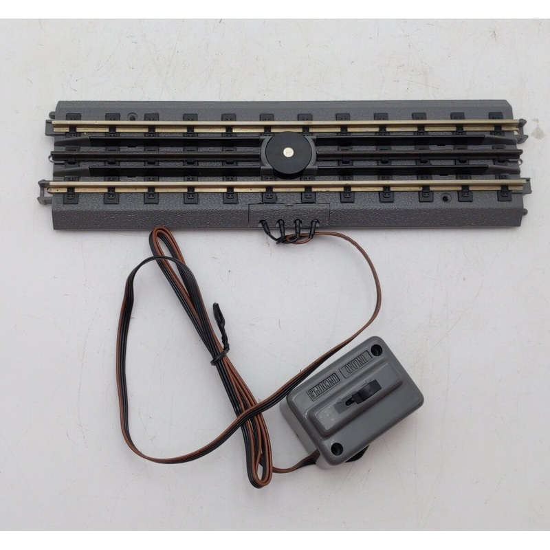 MTH 40-1008 RealTrax Uncoupling/Unload Track (2) VG