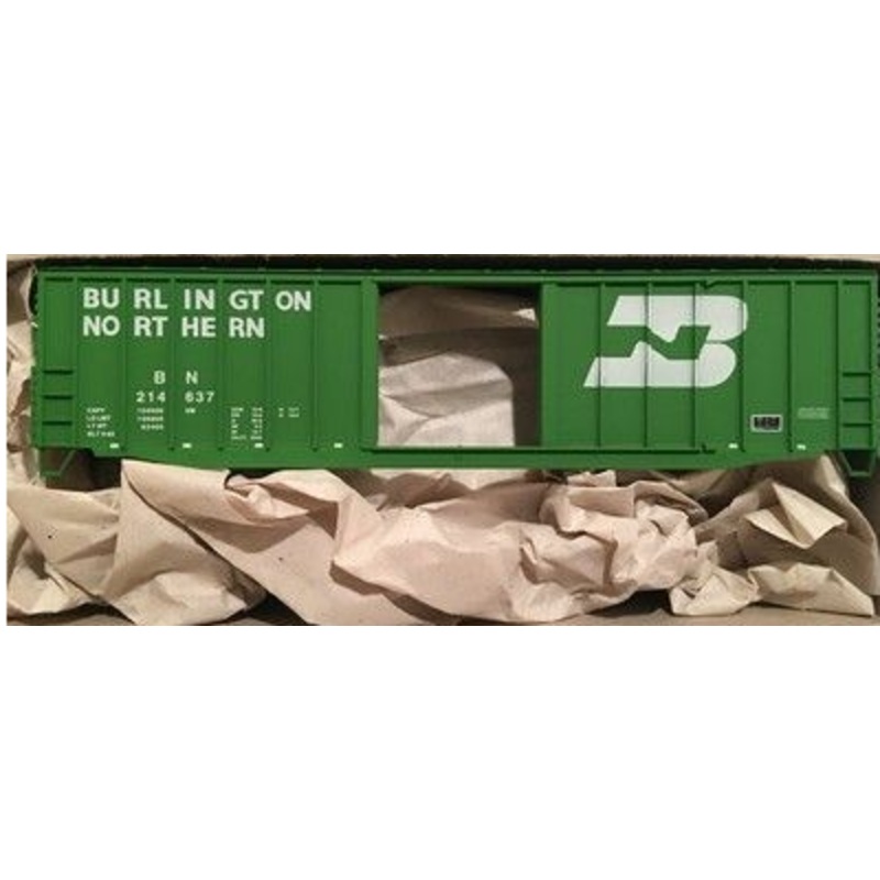 Accurail 5602.1 HO Burlington Northern 50′ Ext Post Boxcar #214637 Kit