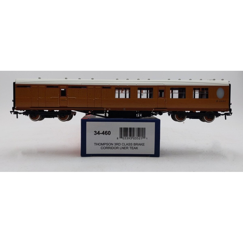 Bachmann 34-460 OO Scale British Rail Thompson 3rd Class Passenger Car #E1914 LN/Box