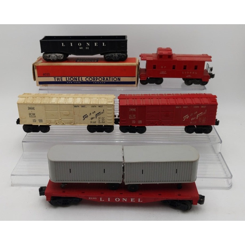 Lionel Vintage O Gauge Assorted Freight Cars: 2257, 6014-60, 6032 & 6440 [5] VG