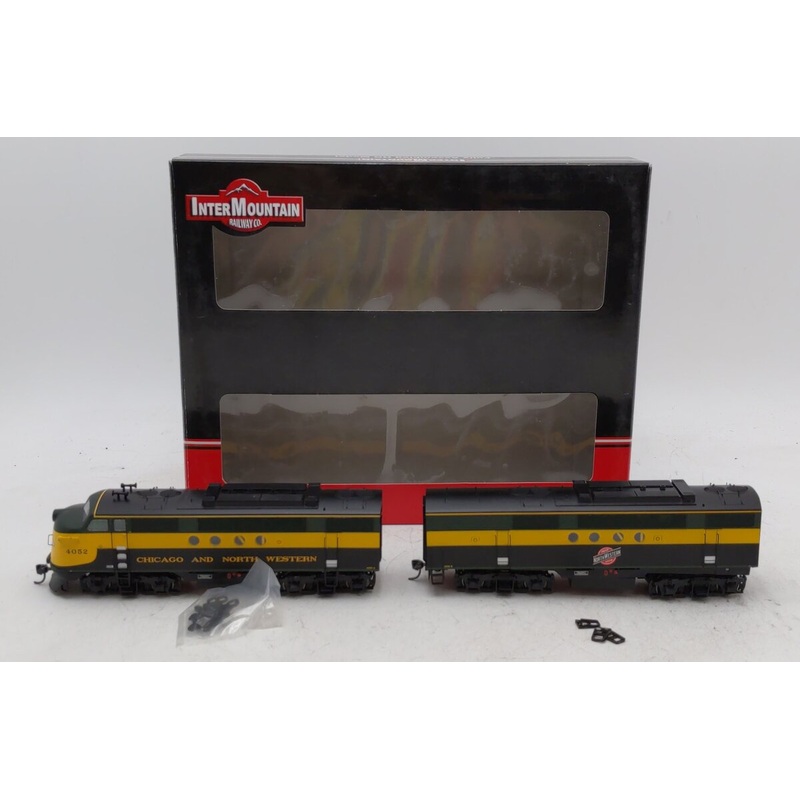 InterMountain 49209s-02 HO Chicago North Western FTA Locomotive w/Sound #4052A/B EX/Box