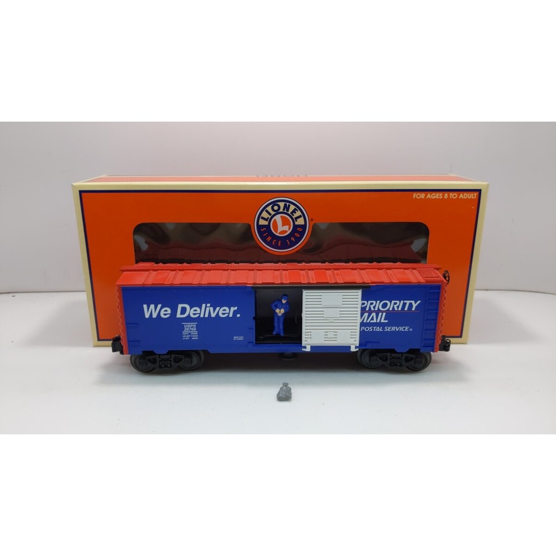 Lionel 6-26766 O Gauge Priority Mail Operating Boxcar EX/Box