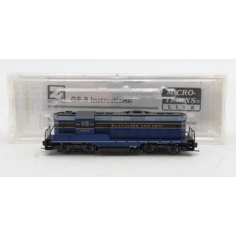 Micro-Trains 98201111 Z Baltimore & Ohio EMD GP9 Powered Diesel Locomotive #6604 LN/Box