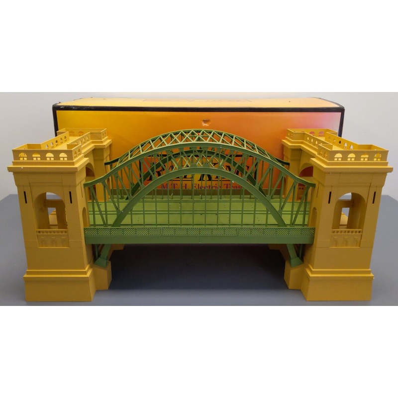 MTH 30-9021 O Hell Gate Bridge Cream & Green LN/Box