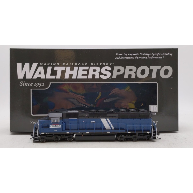 Walthers 920-48063 HO MRL EMD SD45 Diesel Locomotive #370 – Standard DC LN/Box