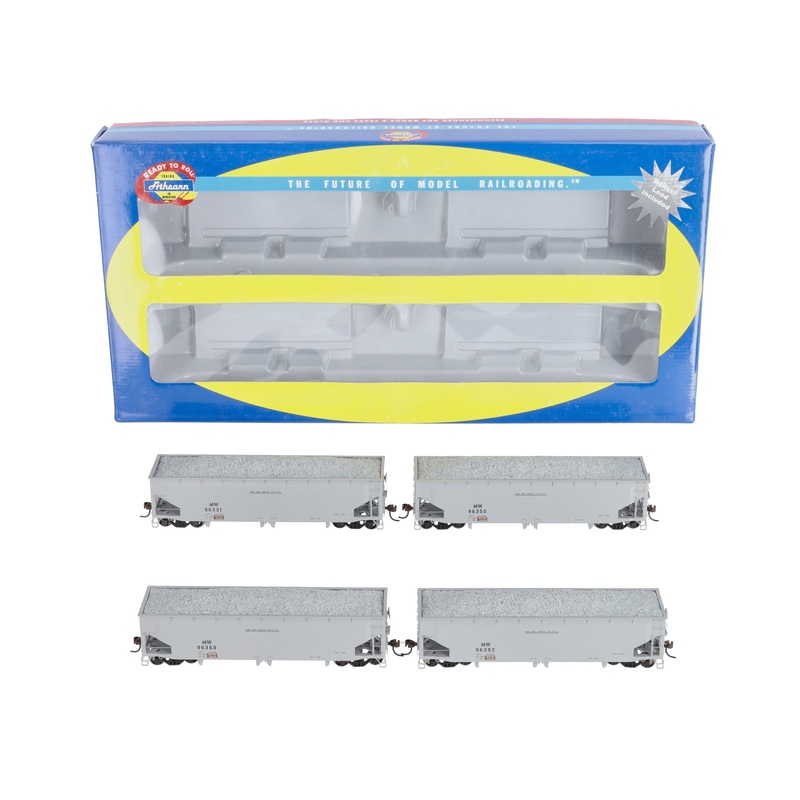 Athearn 95702 HO Scale MOW 40′ Offset Ballast Hoppers 4-Pack LN/Box